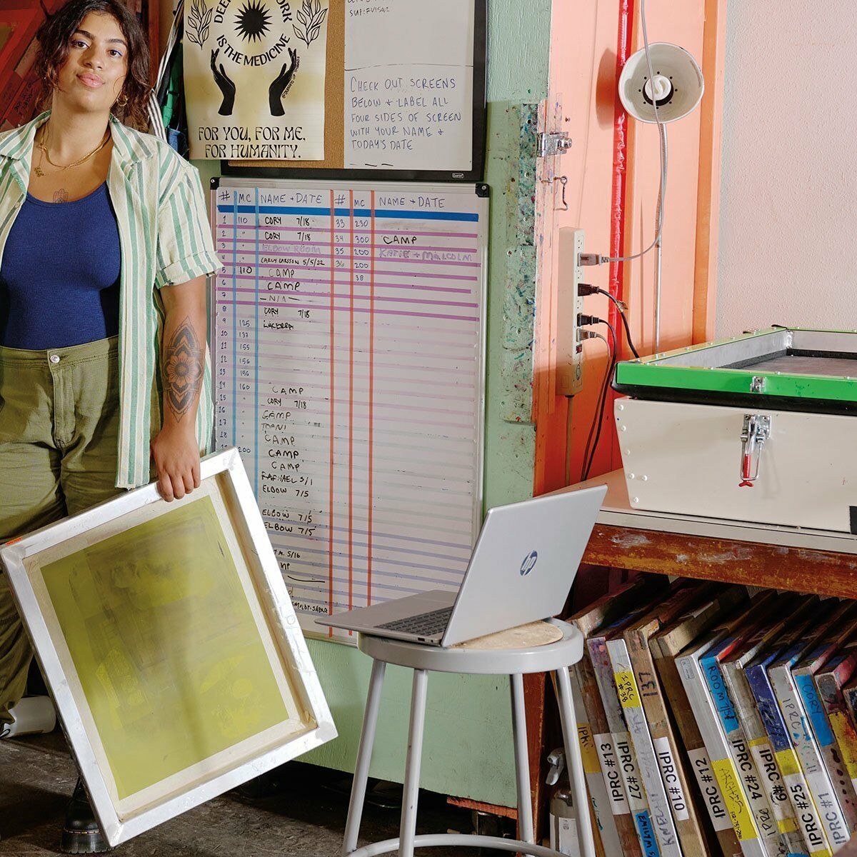 HP 15, AMD RYZEN 3 7320U (8GB DDR4, 512GB SSD) FHD, ANTI-GLARE, MICRO-EDGE, 15.6''/39.6CM, WIN11, M365 BASIC(1YR) OFFICE24, SILVER, 1.59KG, FC0500AU