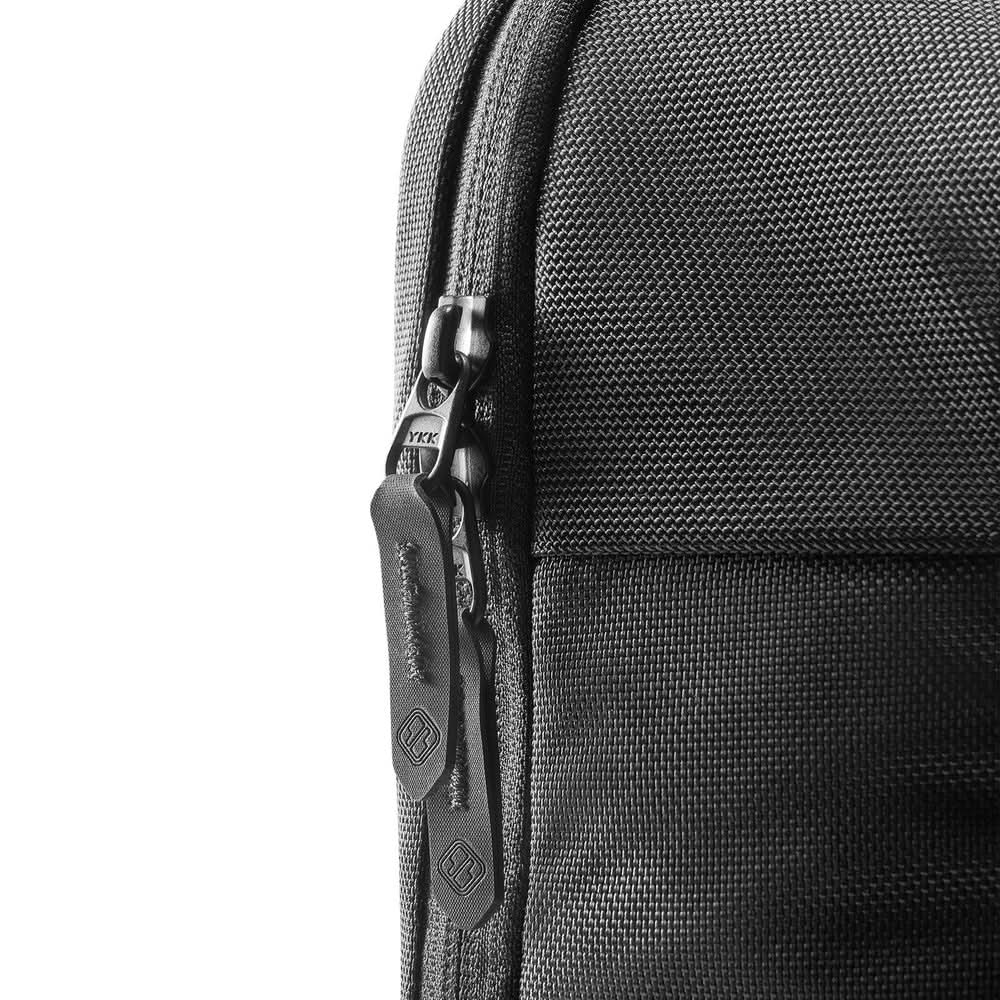 TOMTOC NAVIGATOR-T24 SLING BAG 14 INCH/7L-BLACK