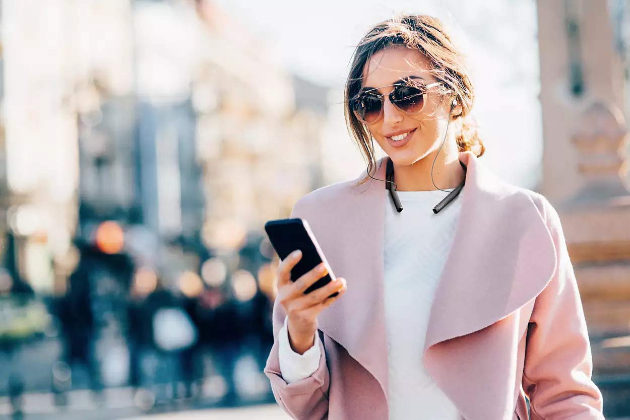 PHILIPS AUDIOS PERFORMANCE TAPN402BK IN-EAR NECKBAND BLUETOOTH EARPHONES WITH IPX4 SPLASH-PROOF DESIGN, UPTO 14H PLAYTIME, BUILT-IN MIC & DEEP BASS (BLACK)