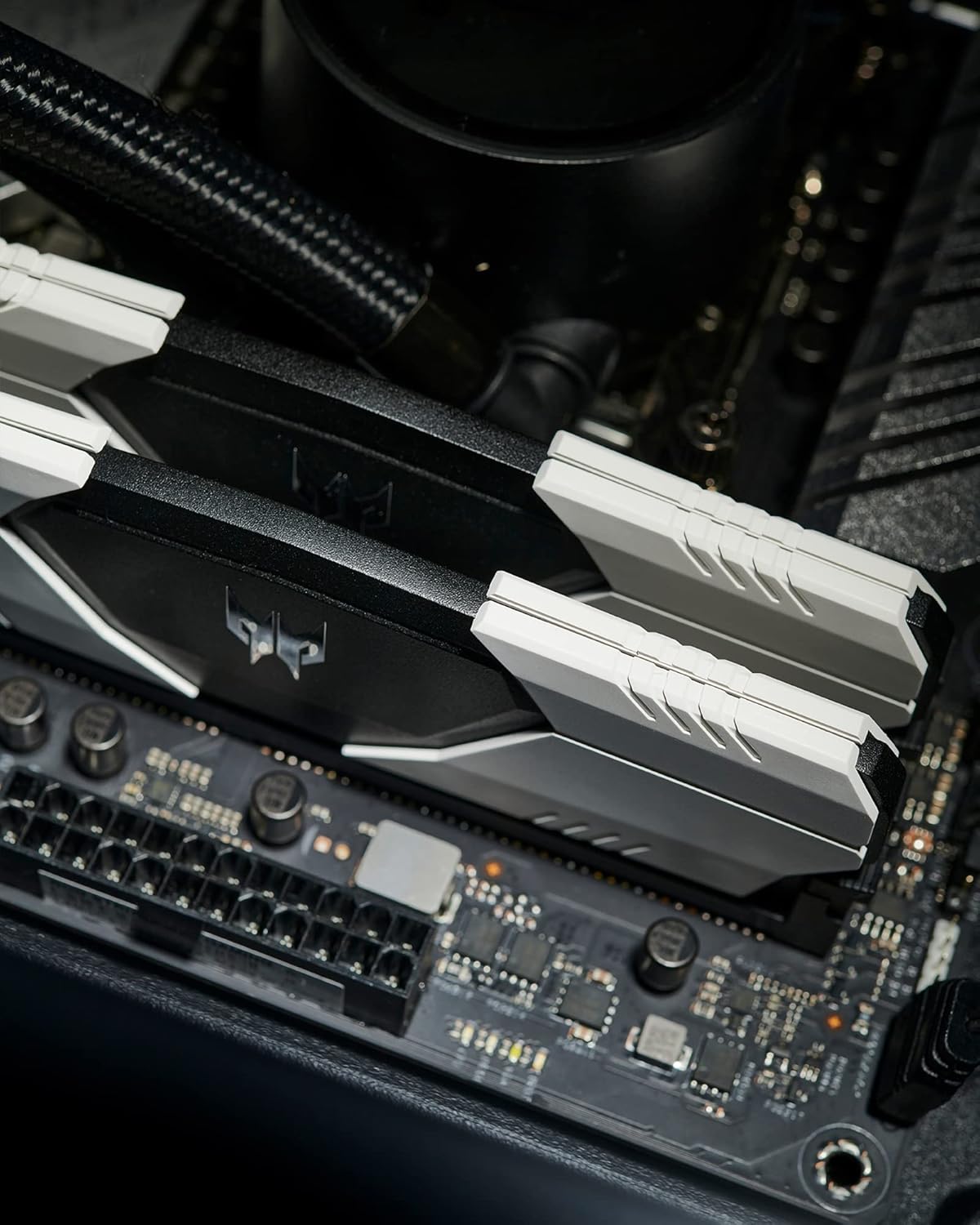 PREDATOR TALOS DDR4 HEATSINK U-DIMM 3200MHZ 16GB (8GB*2) WHITE