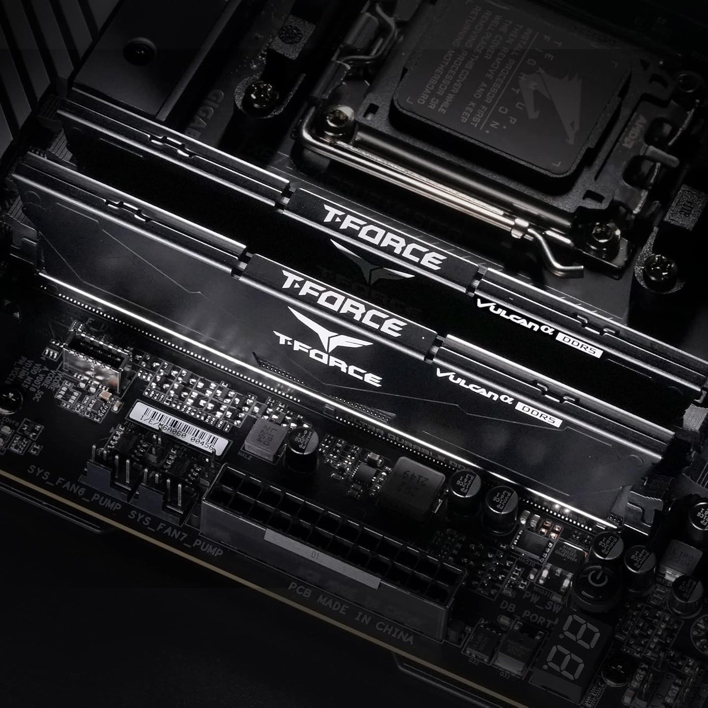 TEAMGROUP T-FORCE VULCAN 16GB (16GBX1) DDR5 6000MHZ DESKTOP RAM (BLACK)