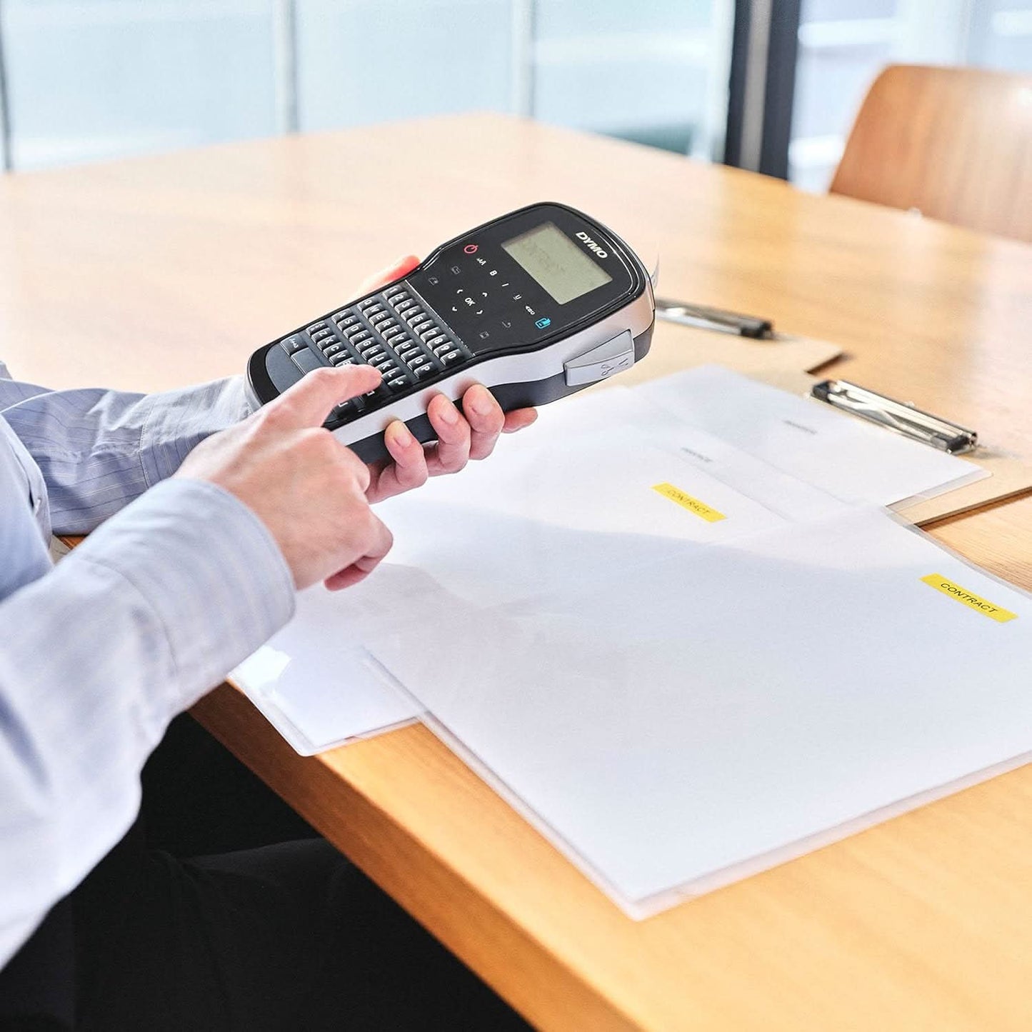 DYMO LABELMANAGER 280 RECHARGEABLE HANDHELD LABEL MAKER WITH QWERTY KEYBOARD