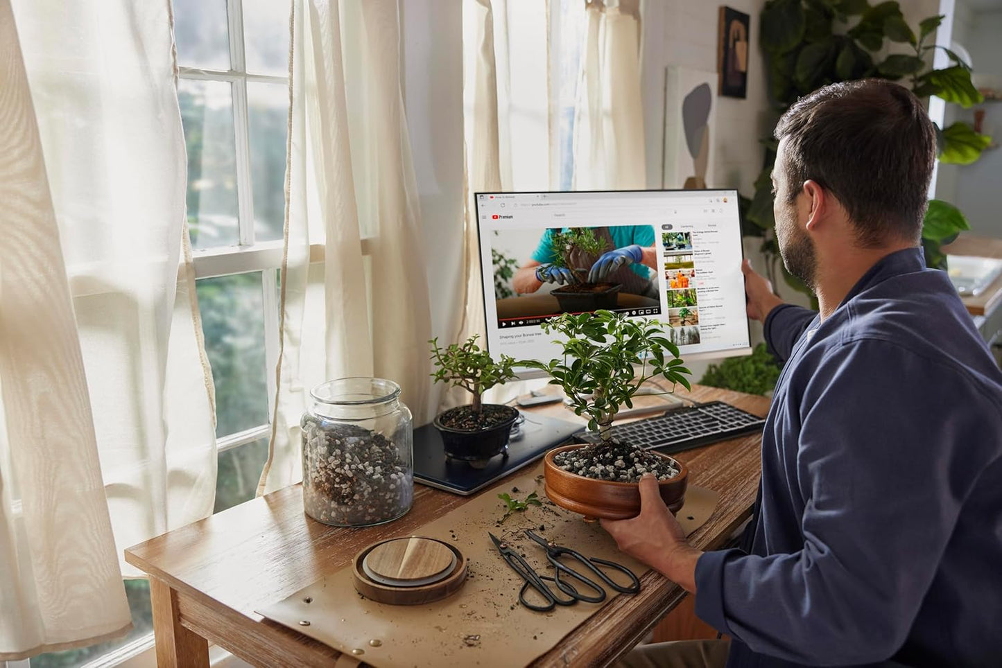 HP SERIES 5 27 INCH FHD MONITOR WITH SPEAKERS