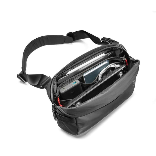 TOMTOC EXPLORER-T21 SLING BAG M 11 INCH/7L-BLACK