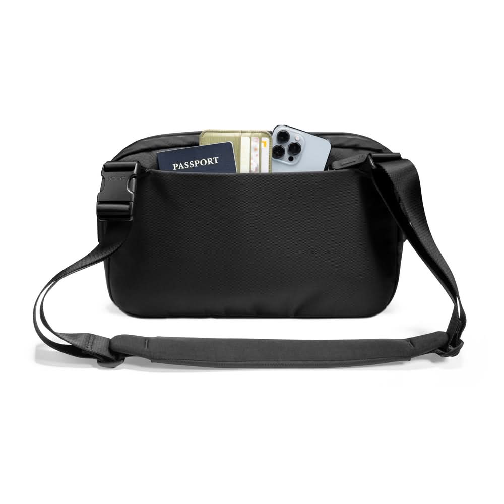 TOMTOC EXPLORER-T21 SLING BAG M 11 INCH/7L-BLACK