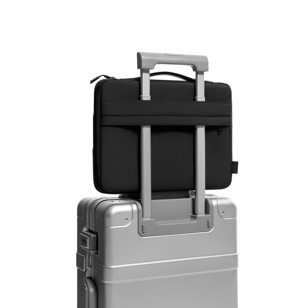 DEFENDER-A14 PREMIUM LAPTOP BRIEFCASE 13.5-14 INCH-BLACK
