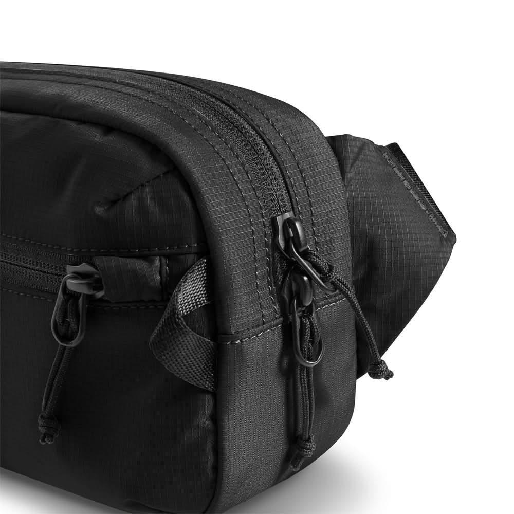 AVIATOR-T33 CHEST BAG 3.5L-BLACK