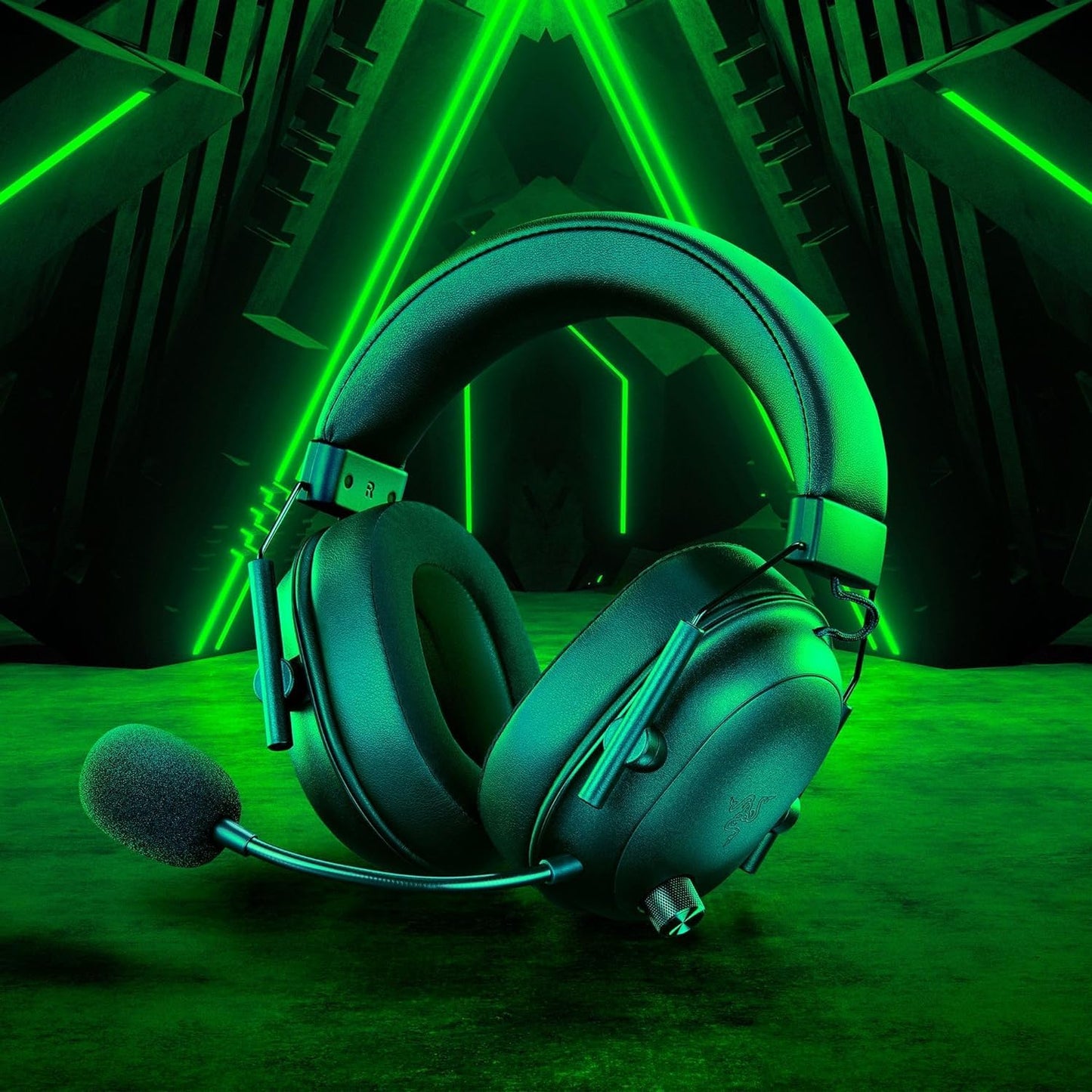 RAZER BLACKSHARK V2 HYPERSPEED - WIRELESS ULTRA-LIGHTWEIGHT ESPORTS HEADSET - FRML PACKAGING