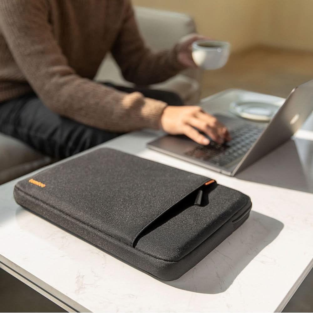 DEFENDER-A13 LAPTOP SLEEVE 15.6 INCH-BLACK