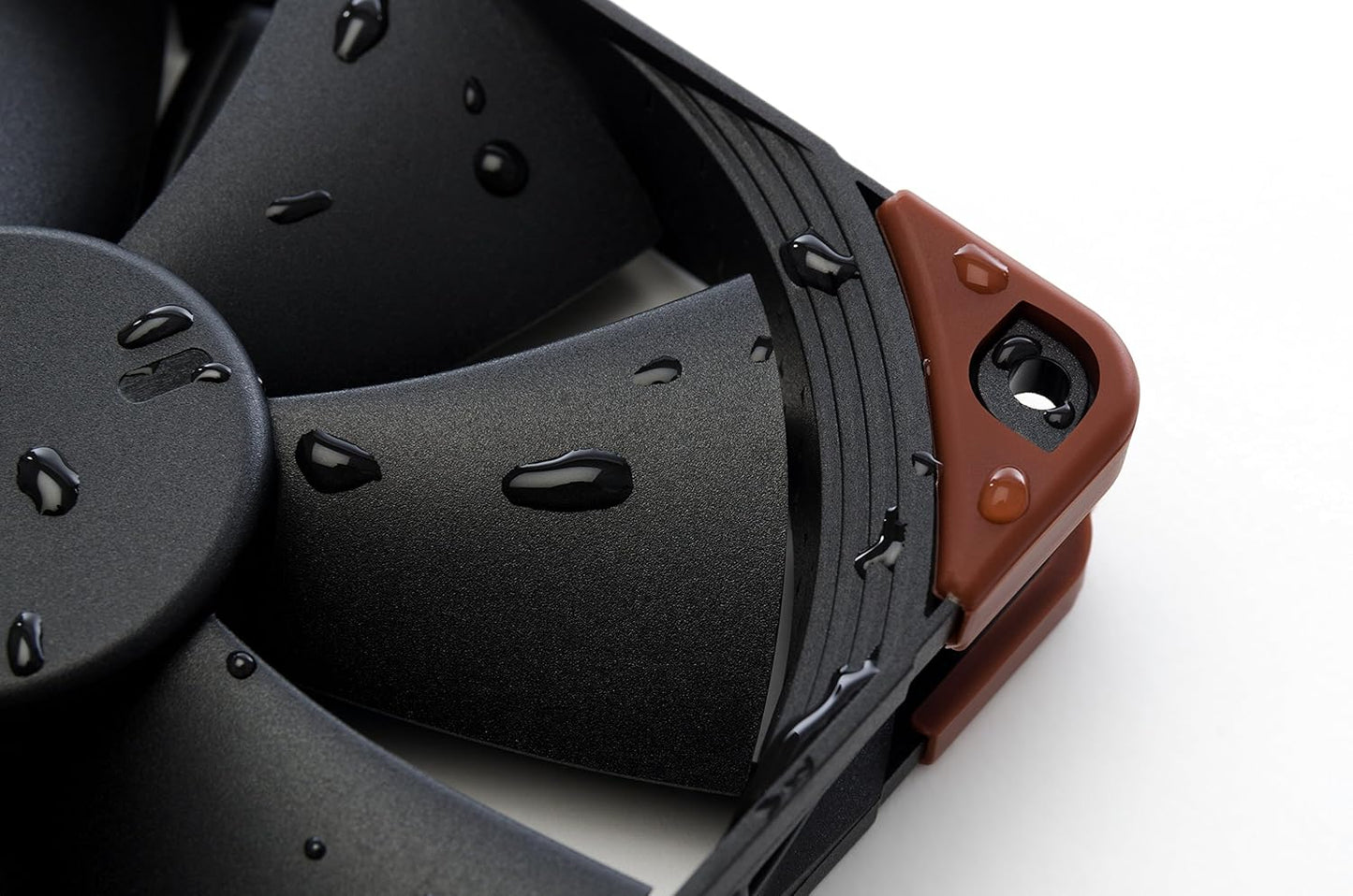 NOCTUA NF-F12 IPPC 3000 PWM, 4-PIN, HEAVY DUTY COOLING FAN WITH 3000RPM (120MM, BLACK)