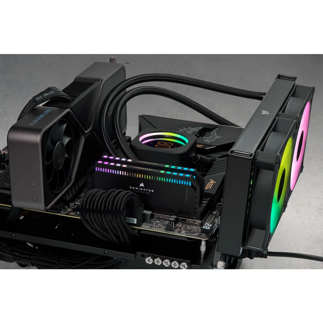 CORSAIR MEMORY CMT64GX5M2B6000C30 DOMINATOR PLATINUM RGB DDR5 RAM 64GB (2X32GB) 6000MHZ CL30 INTEL XMP ICUE COMPATIBLE COMPUTER MEMORY - BLACK
