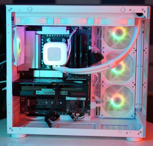 FrostForge X870 Ryzen 7 White Edition Gaming PC