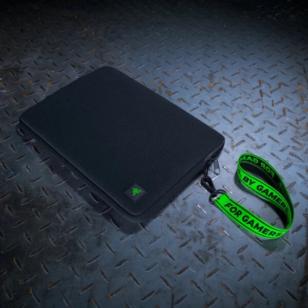 RAZER NEOPRENE SLEEVE V2 - FOR 13.3 NOTEBOOKS-RC21-01440100-R3M1